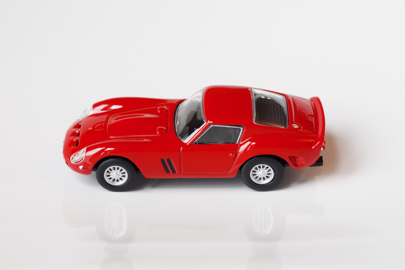 Illustration for article titled Kyosho Ferrari 10 1/64 #3 - Project Prancing Horse #4 - 1962 Ferrari GTO